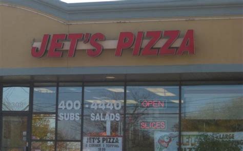 Jets pizza mt pleasant mi  At Toni's Detroit Style Pizza, you can get a